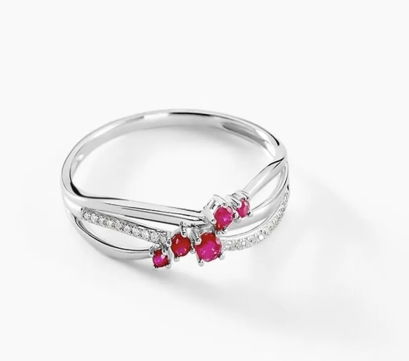 Amarylis Or Blanc Ruby and Diamond Ring 9K White Gold